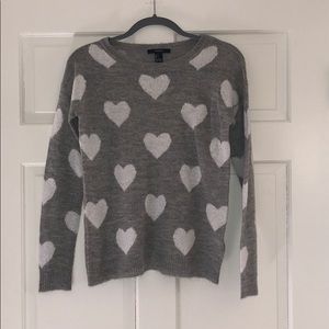 Gray sweater with white hearts